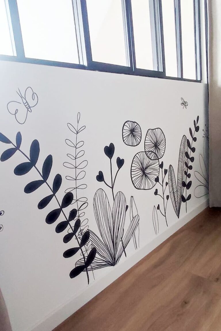 Fresque florale chambre enfant - Atelier Lunaïa