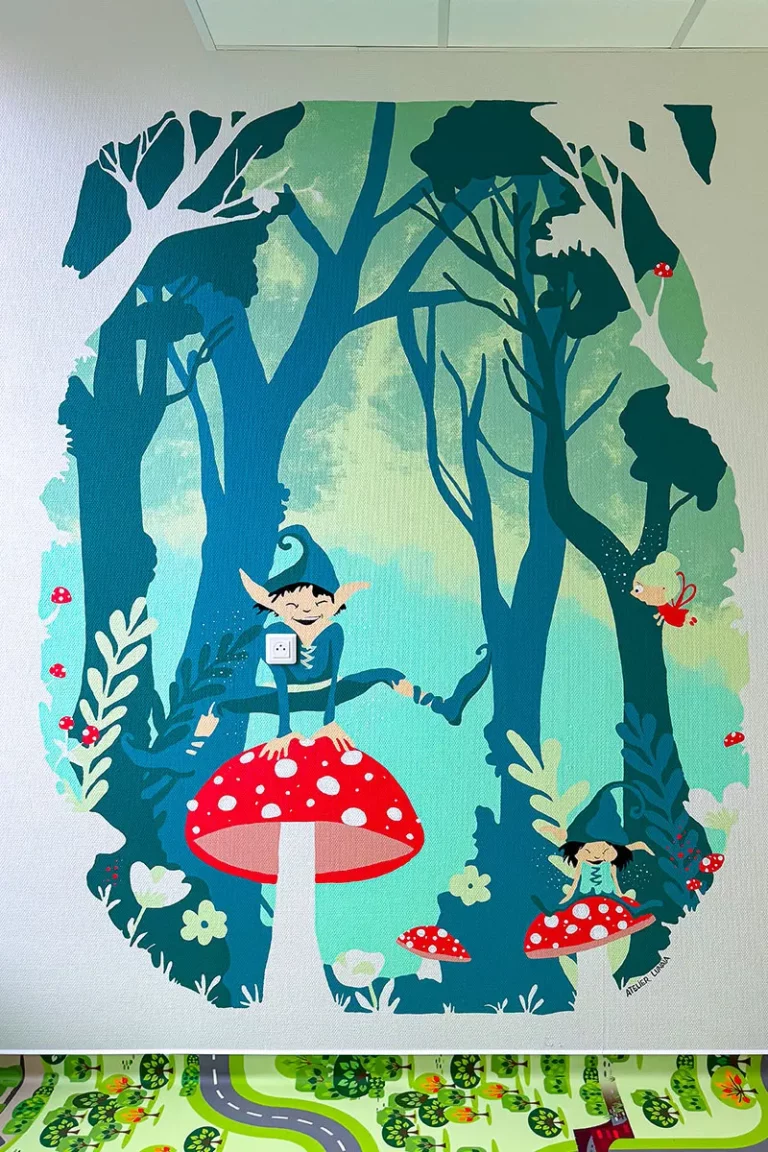 Fresque hôpital enfants à Rennes – Univers de Korrigans à la Clinique La Sagesse - Atelier Lunaïa