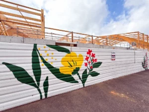 10 fresques pour l'habillage de palissade de chantier sur 200 mètres - Parc Expo de Rennes - Atelier Lunaïa